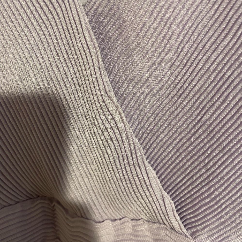 NWOT Revolve ASTR Plisse lilac jumpsuit - Picture 5 of 8
